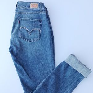 Levi's Curvy Cut 528 Jeans 7 Medium